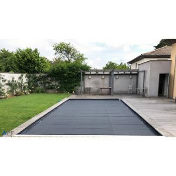 Bâche hivernage piscine Protect One sur mesure - Couverture automatique